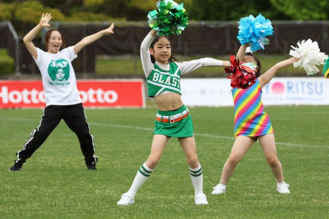 伊賀FCくノ一三重チアダンスチーム「BLAST」　写真