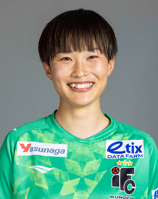 村上 日奈子